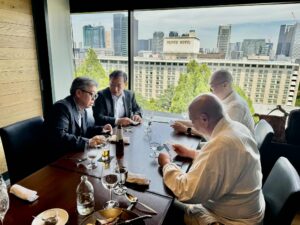アーティスティックマインド、感謝のお食事会  