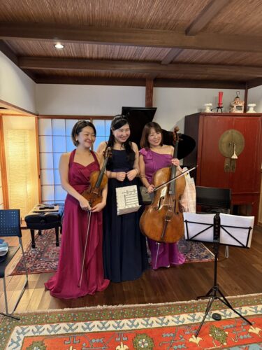 青木山荘で、素敵な演奏会  