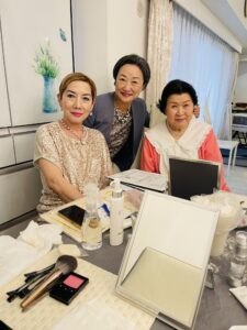 お肌がツヤツヤ！お気に入りの基礎化粧品のお話  